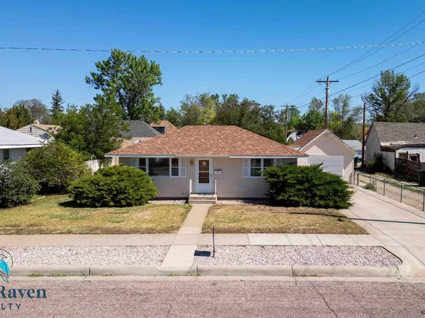 1054 Pine St, Wheatland, WY 82201