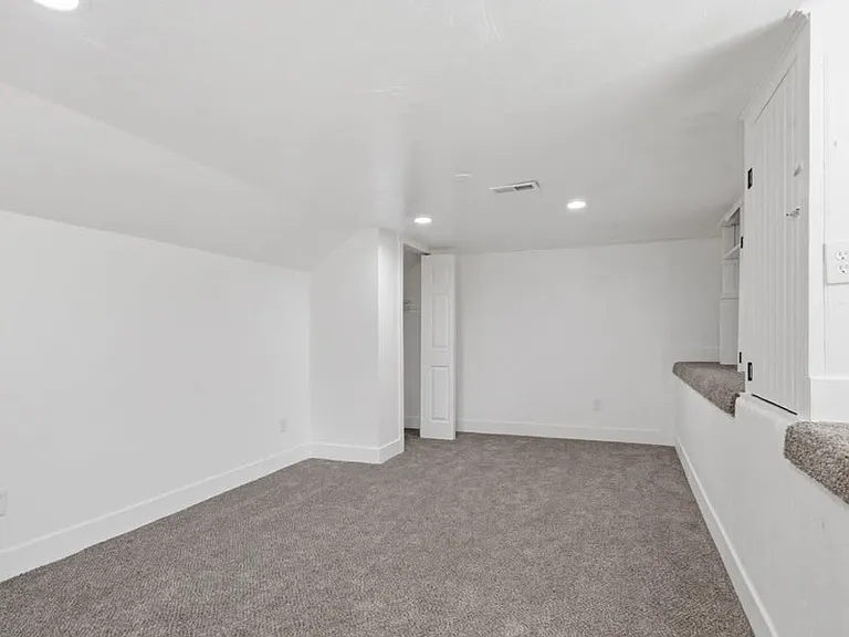 2541 Brinker Ave — Photo 10