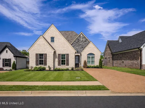 1716 Lia Ln, Southaven, MS 38672