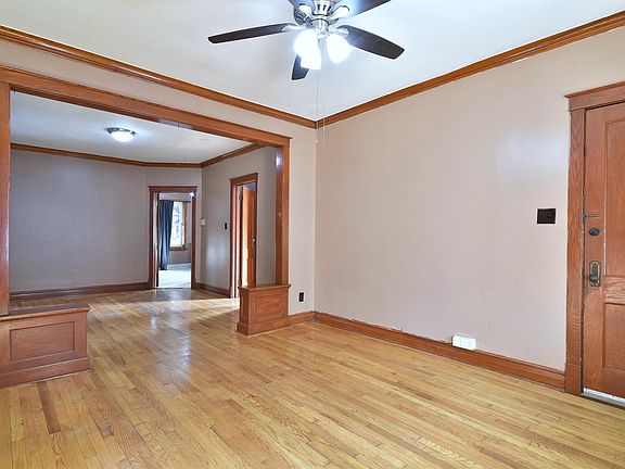 4th image of 6046 W Grand Ave