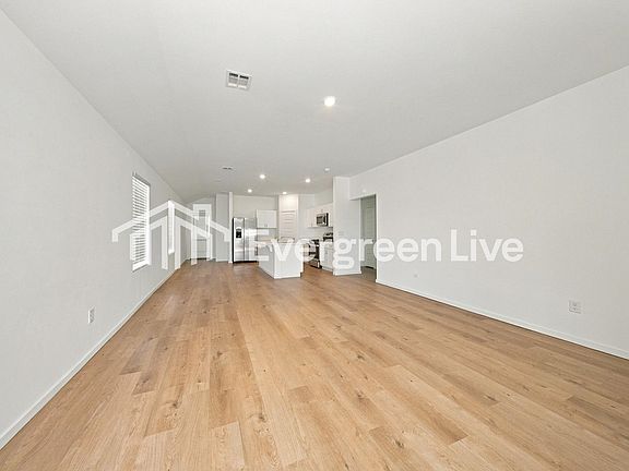 5th image of 10029 Blackjack Rd