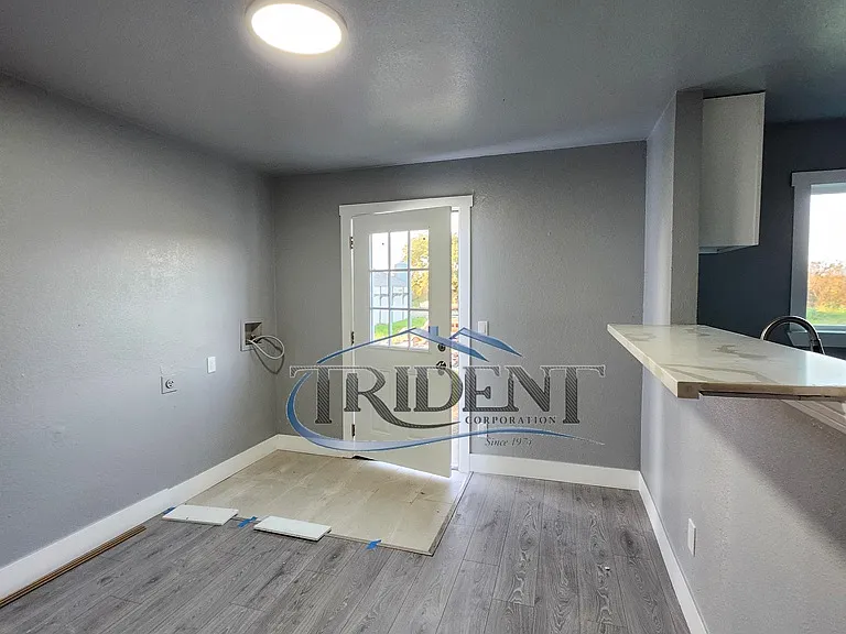 11363 Highway 70 #B — Photo 4