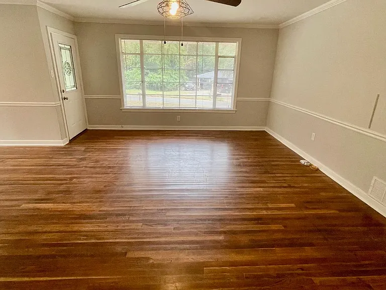 201 Jewel Dr — Photo 5