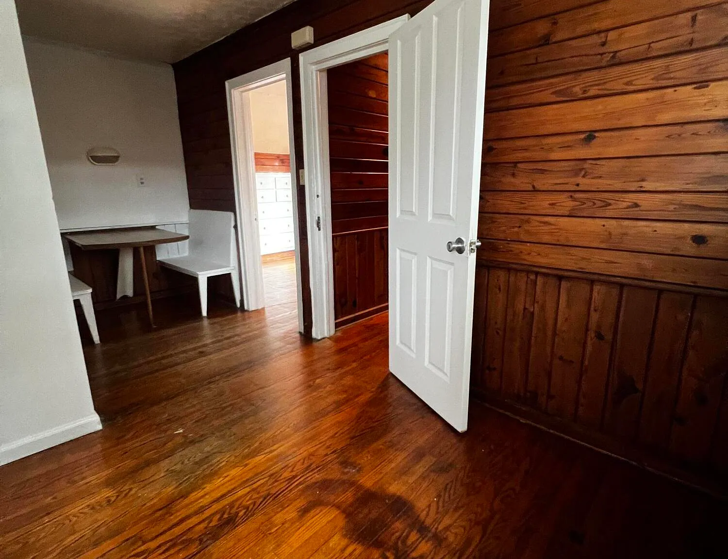 1 bed, 1.0 bath, 450 sqft, $875 — Photo 3