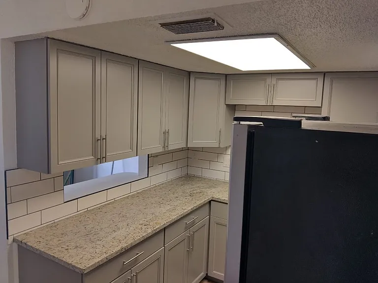 199 Fulton St NE #4 — Photo 3