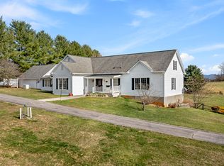 734 Blacksburg Rd, Fincastle, VA 24090