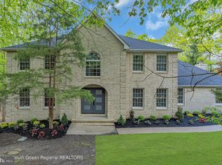 3 Oak Hill Dr, Millstone Township, NJ 08510