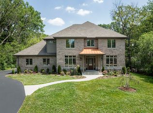 2349 Highmoor Rd, Highland Park, IL 60035