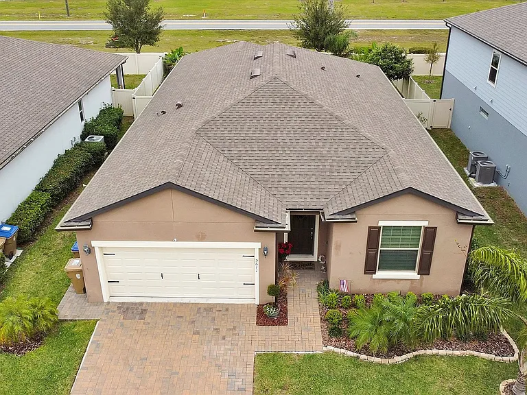 5611 Barletta Dr — Photo 1