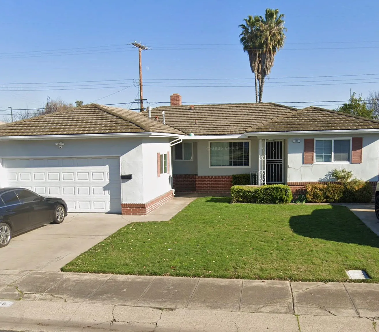 3 bed, 1394 sqft, $2,600 — Photo 1