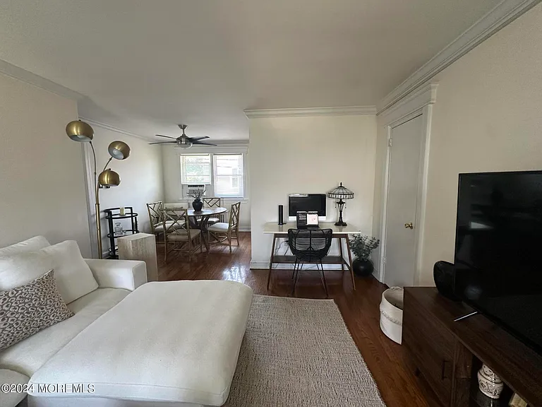 302 Deal Lake Dr #17 — Photo 4
