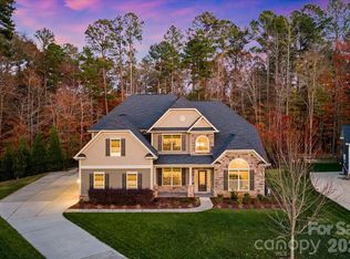 1325 Sommersby Pl, Waxhaw, NC 28173