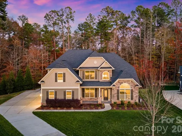 1325 Sommersby Pl, Waxhaw, NC 28173