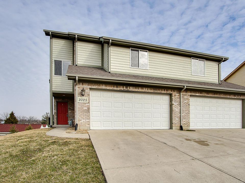 1st image of 2020 Pine Forest Dr