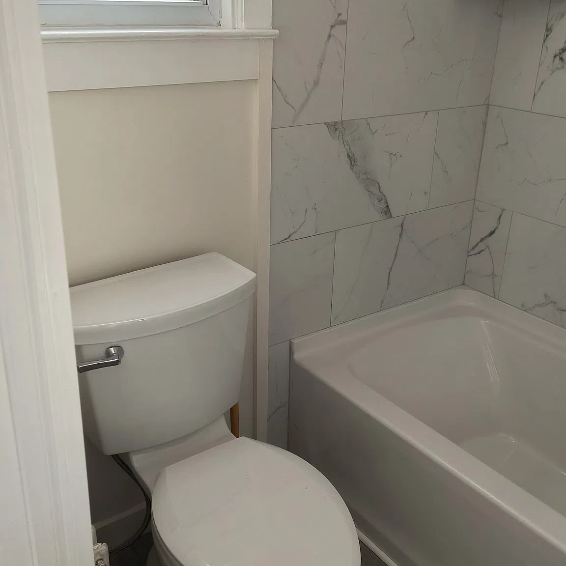 75 N Main Ave — Photo 1