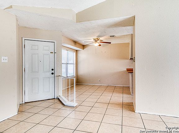 4th image of 515 Saddlebrook Dr