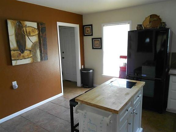 5th image of 3576 Half Moon Dr
