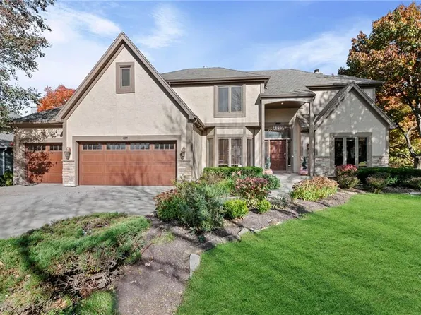 12813 Catalina St, Leawood, KS 66209