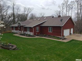 2092 Deer Run Rd, Muscatine, IA 52761