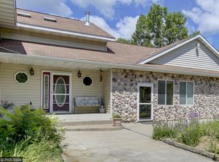 27766 Yellow Pine St NW, Isanti, MN 55040