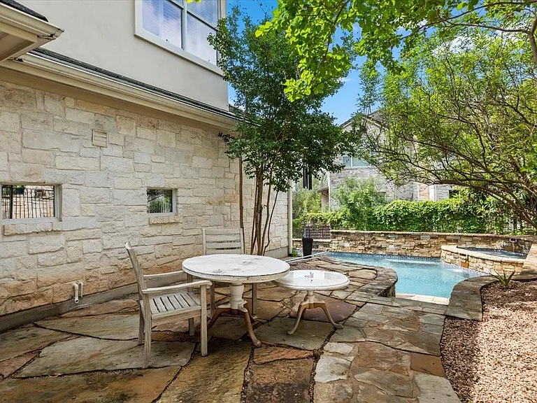4308 Canoas Dr — Photo 5