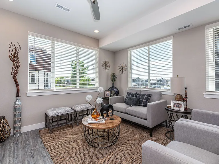 Honey Creek Townhomes — Photo 15