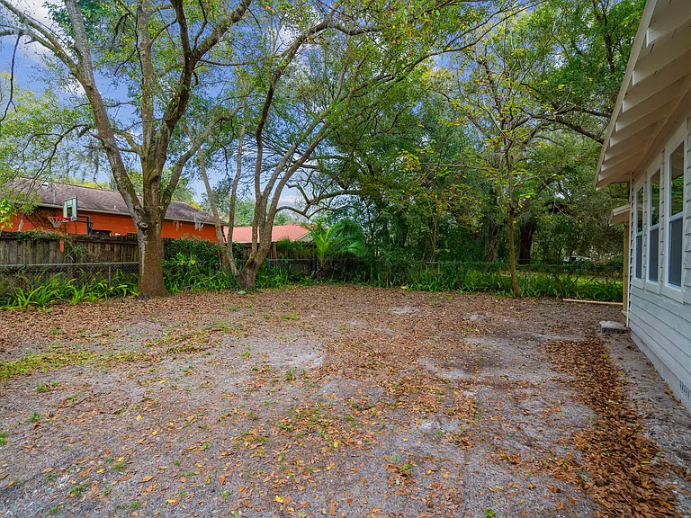 3902 E Hanna Ave — Photo 13