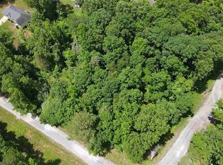 169 Gavin Ln, Parsons, TN 38363