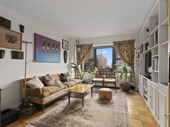 160 E 38th St APT 20G, Manhattan, NY 10016