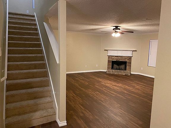 5th image of 1483 Foxwood Ln