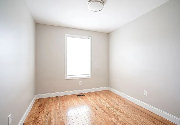 2 James St #1 — Photo 13