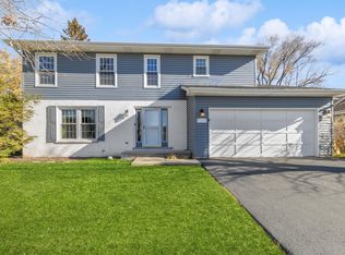 529 Flint Trl, Carol Stream, IL 60188