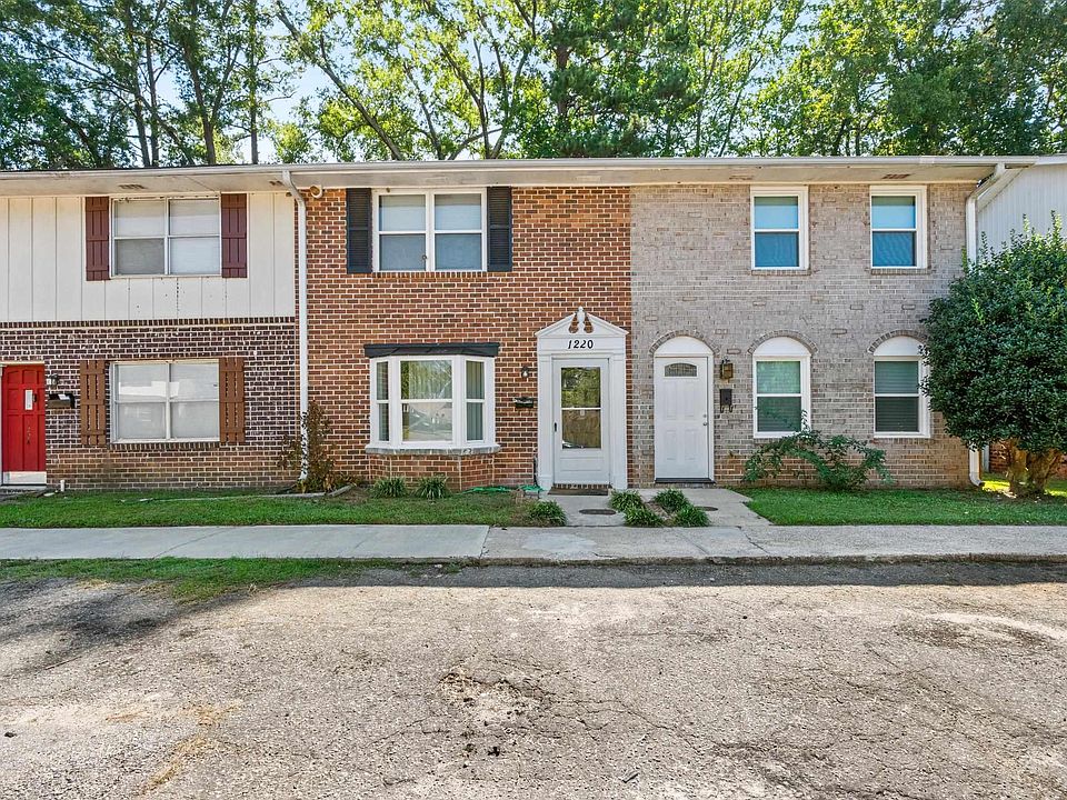 1st image of 1220 Grove Park Ln