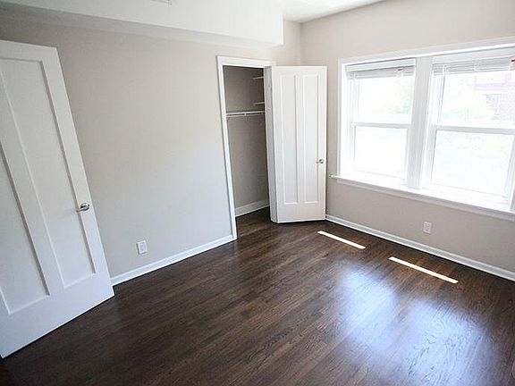 5th image of 1604 W Berwyn Ave #16