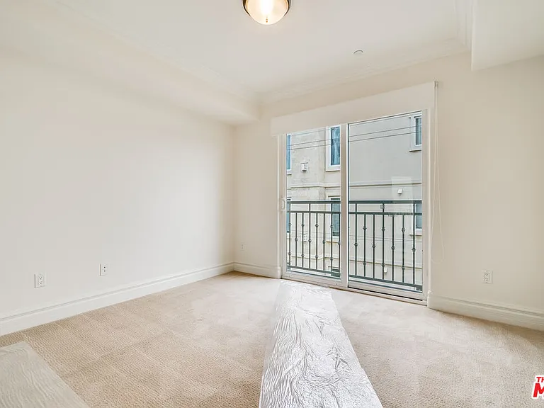 8610 Chalmers Dr #302 — Photo 10