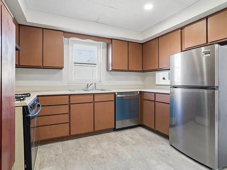 346 E 12th Ave #1 — Photo 11