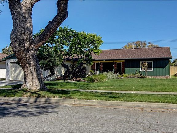 2nd image of 2035 E Turin Ave