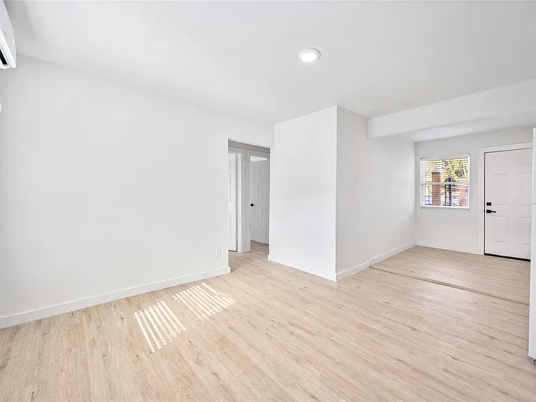 6811 Del Rio St #2 — Photo 5