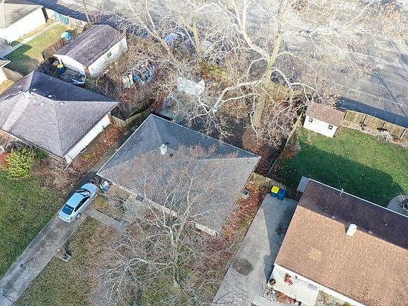 5th image of 7938 E 50th St