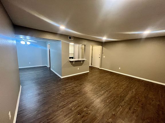 2nd image of 4813 Underwood Ave #2B-2BA