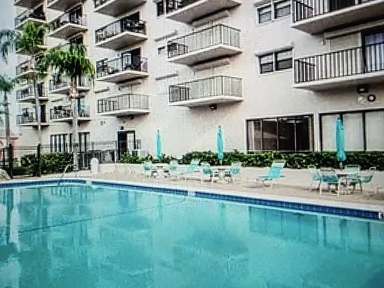 7050 Sunset Dr S #512 — Photo 3