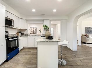 700R 14th St NW, Largo, FL 33770