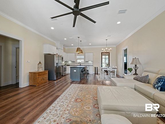 3rd image of 20440 Cadena Creek Ave