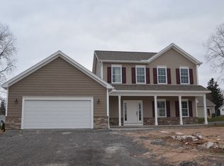 3 Canalside Dr, Spencerport, NY 14559