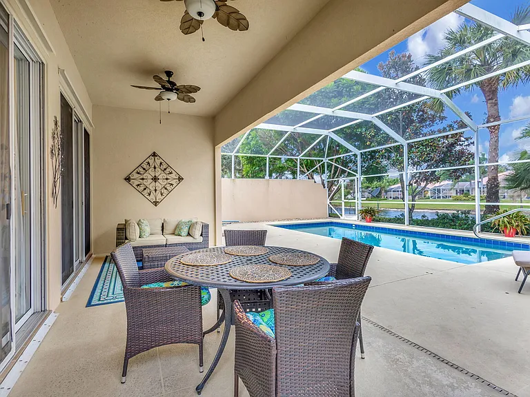 8241 Tobago Ln — Photo 37