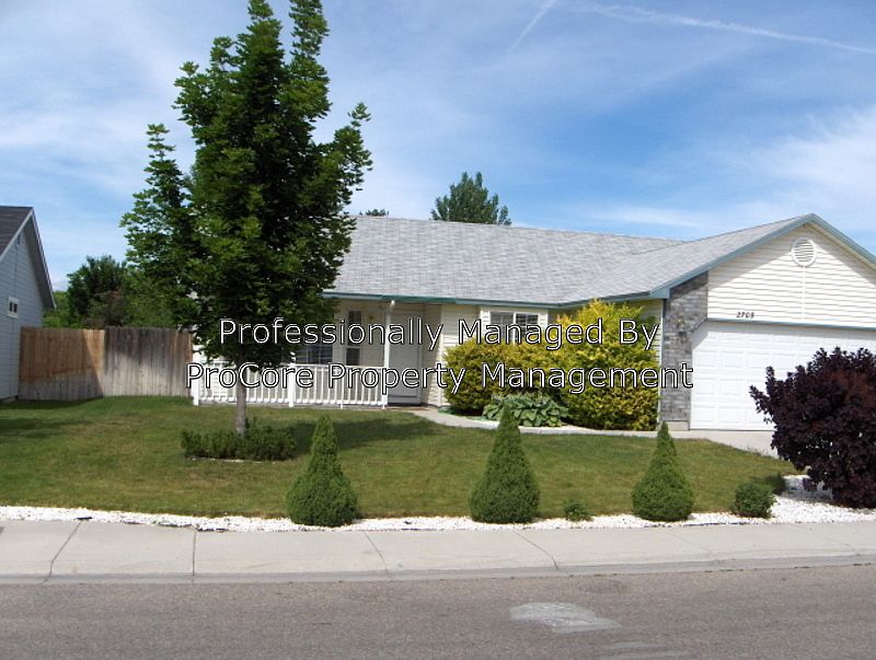 1st image of 2705 Manchester Dr
