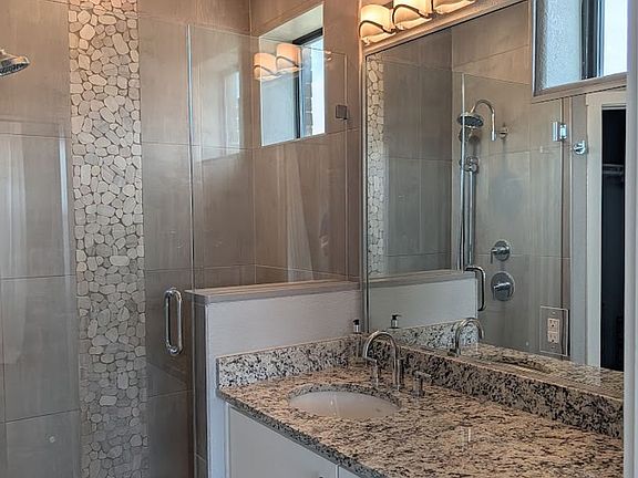 5th image of 810 S Rock St Unit 202