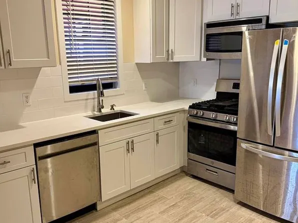 3608 Ditmars Blvd #2, Astoria, NY 11105
