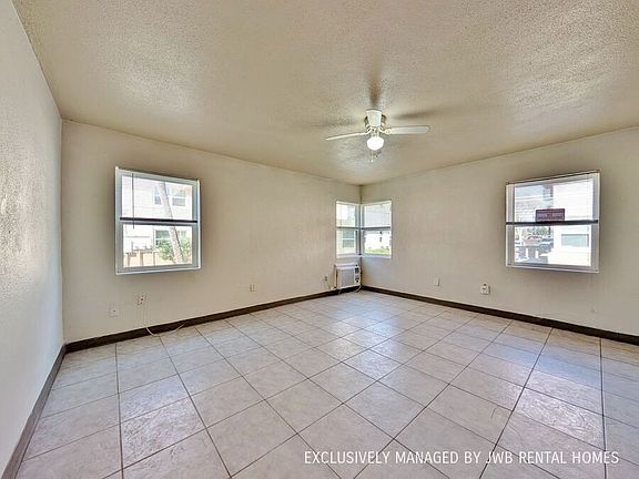 5th image of 1620 2nd St N #1B-1BA-375SQFT