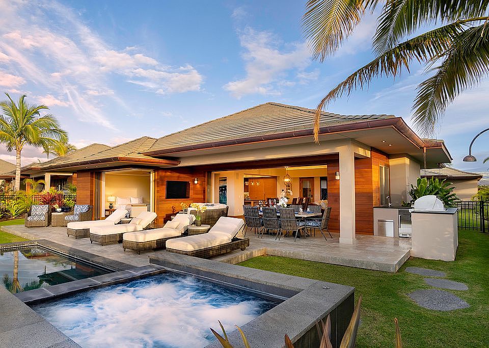 Residences of Laule'a #5